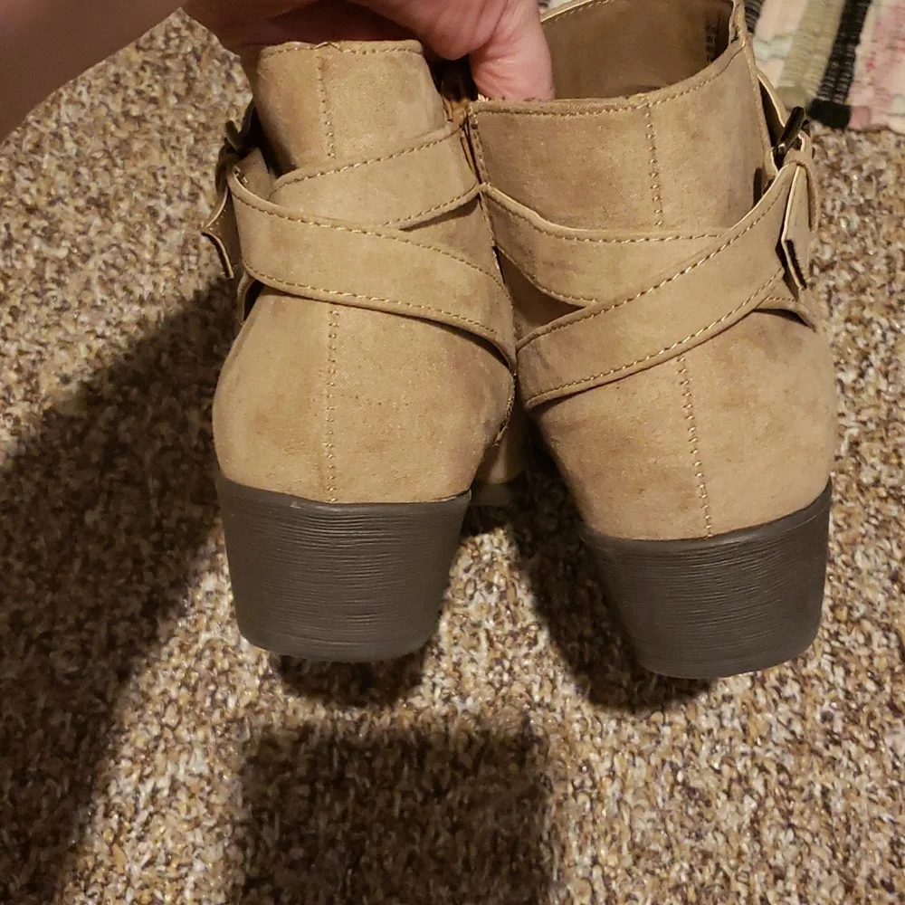 Just fab ankle boots - Picture 6 of 8